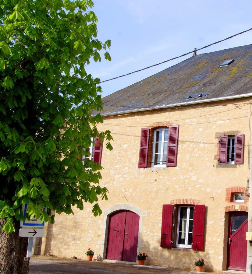 فندق Au Foudre Du Bazois Châtillon-en-Bazois المظهر الخارجي الصورة